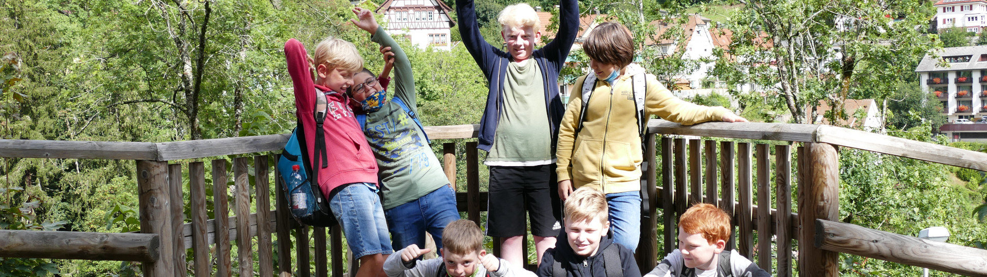 Oster- & Pfingstcamp mit Europapark: Spaß, Kreatives & Ausflüge - Berien GmbH