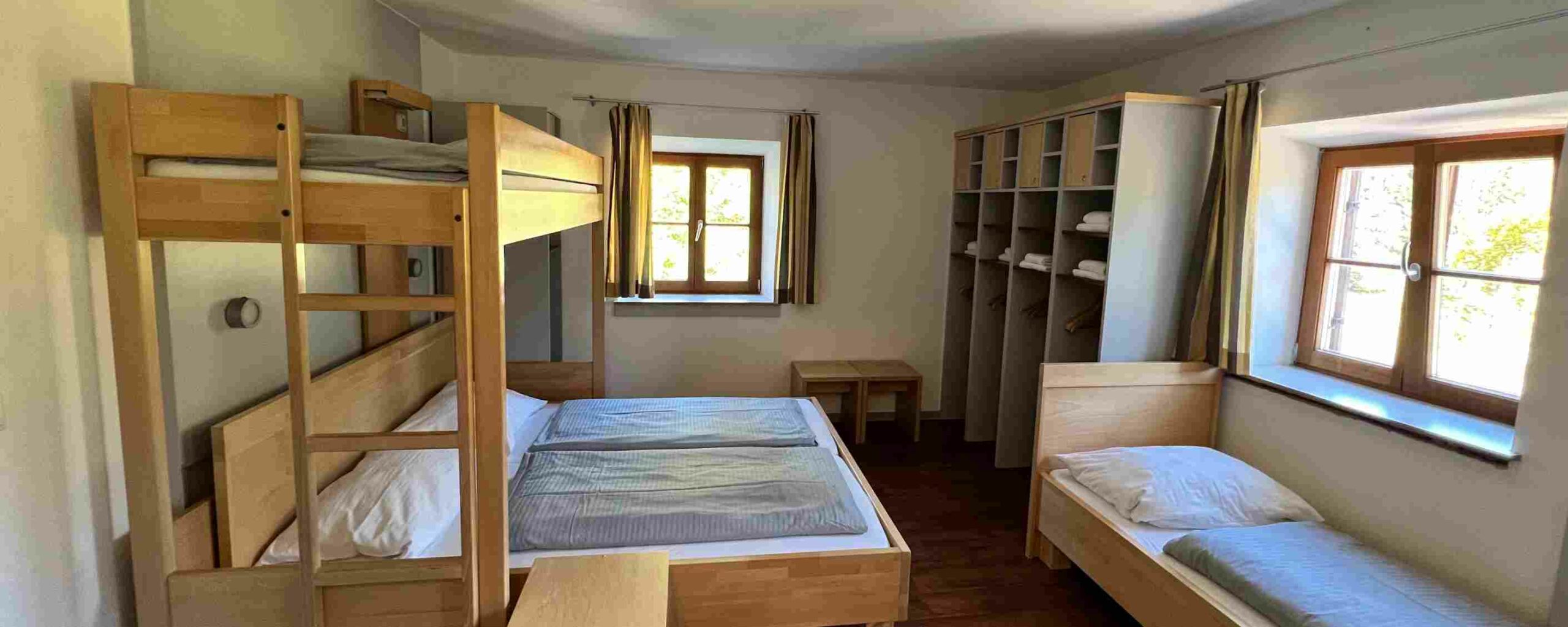 spitzingsee-hochbetten-im-mehrbettzimmer